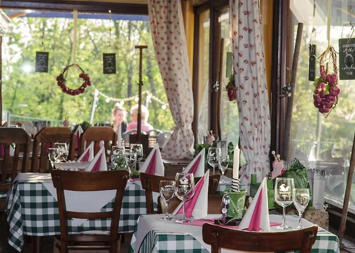 Merkurwald - Restaurant Wolpertinger Hotel